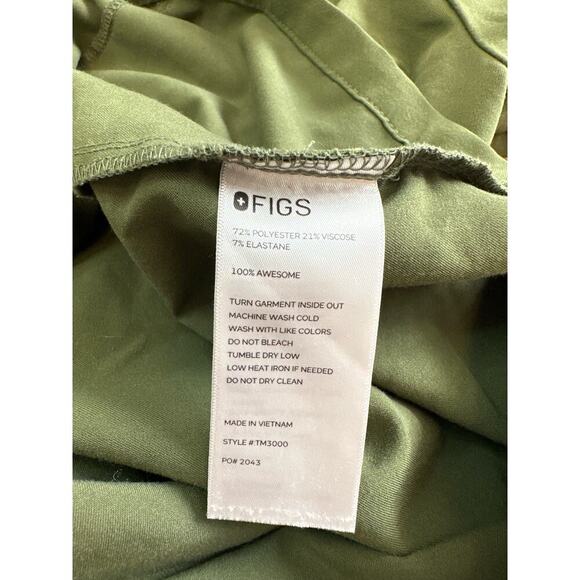 Figs Chisec Three-Pocket Scrub Top - Picture 6 of 6